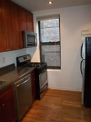 Rented by Wolf Brokerage LLC | media 9