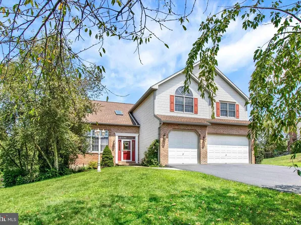 109 Golf Cir, Bernville, PA 19506