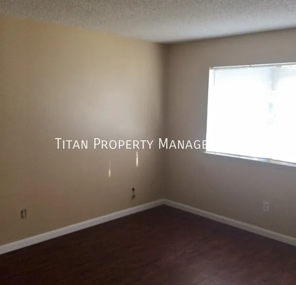 770 Carro Dr #1 — Photo 8