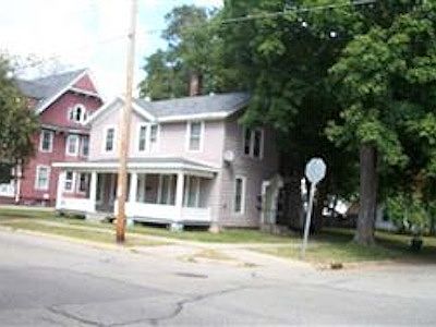1st image of 221 S Jackson St