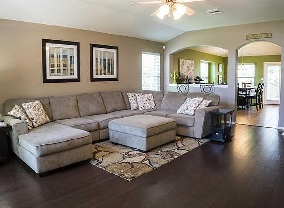 Large Open Family Room
