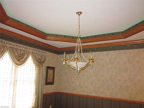 2nd image of 13701 Bridgecreek Cir