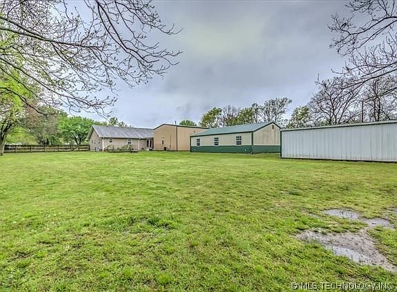5th image of 624 W Seminole Ave