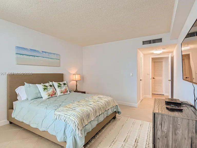 2501 S Ocean Dr #308 — Photo 6