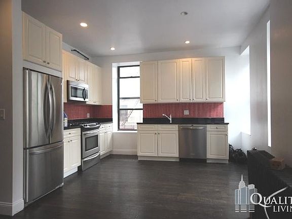 5th image of 221 E Broadway APT 3
