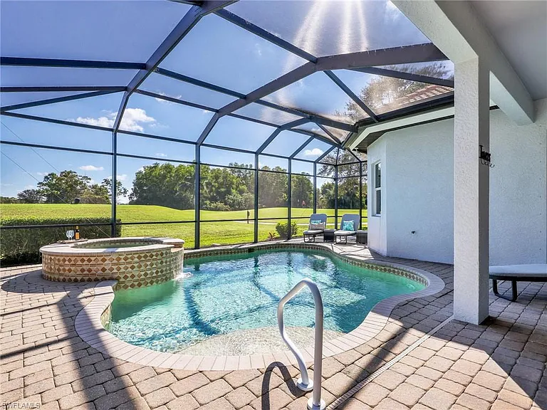 6096 Dogleg Dr — Photo 10