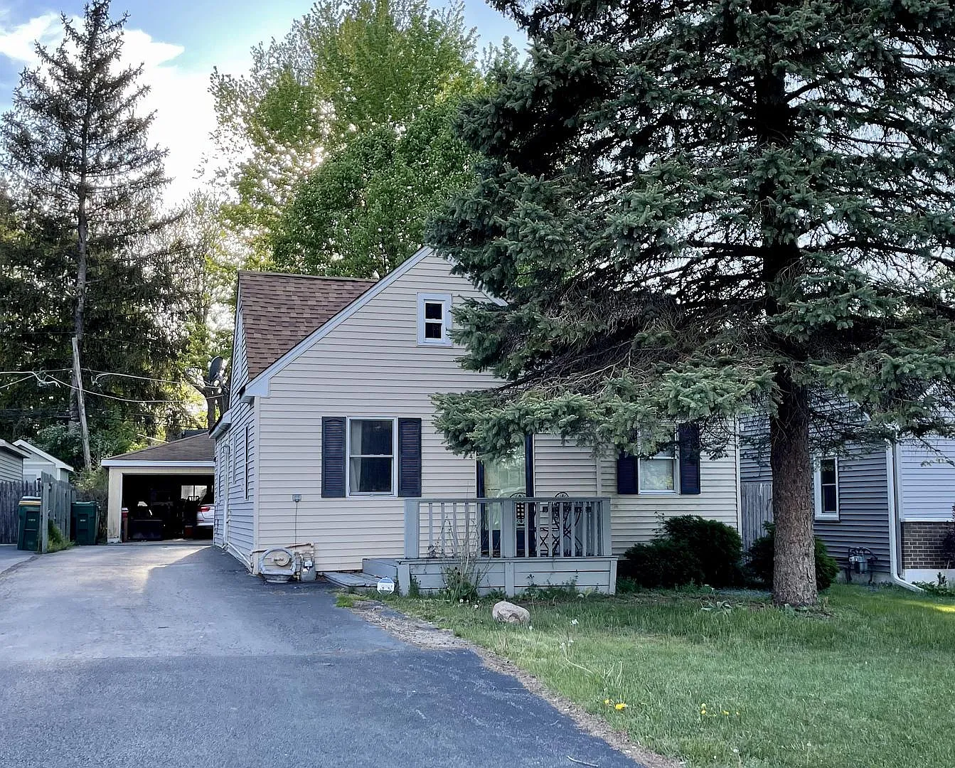 1524 North Ave photo 1