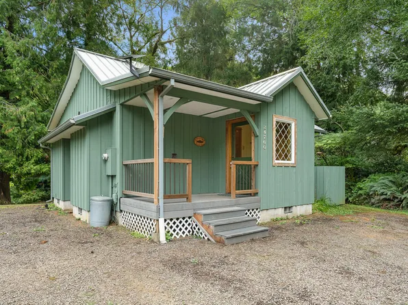 24760 Trask W, Tillamook, OR 97141