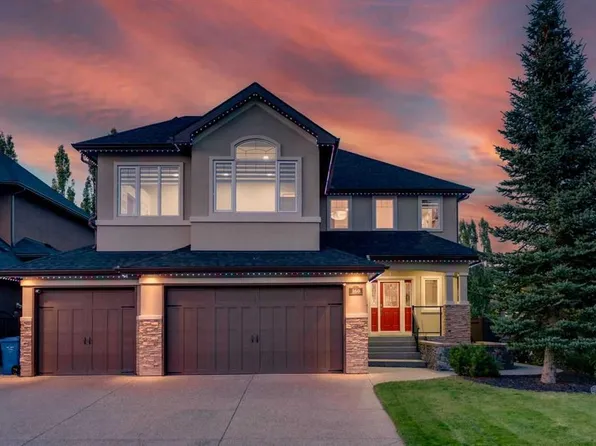 160 S Panatella Cres NW, Calgary, AB T3K 0M5