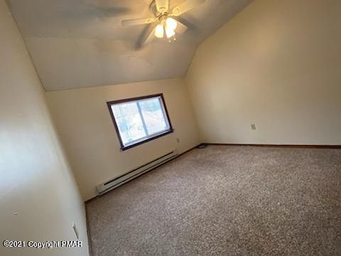 5th image of 627 Country Place Dr