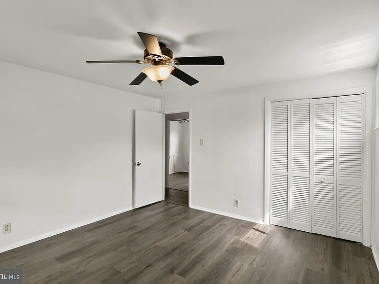 116 Eaton Pl — Photo 18