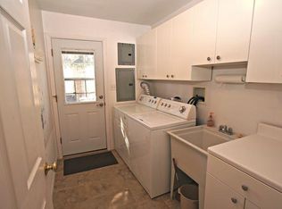 6900 Fairmount Ave, Downers Grove, IL 60516