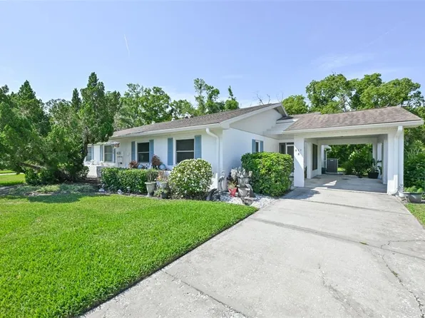 511 Finsbury Cir Unit B, Sun City Center, FL 33573