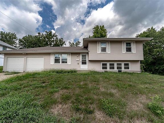 2nd image of 8010 E 117th Pl