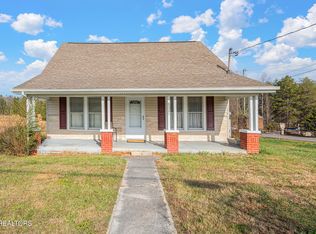 8621 N Ruggles Ferry Pike, Strawberry Plains, TN 37871