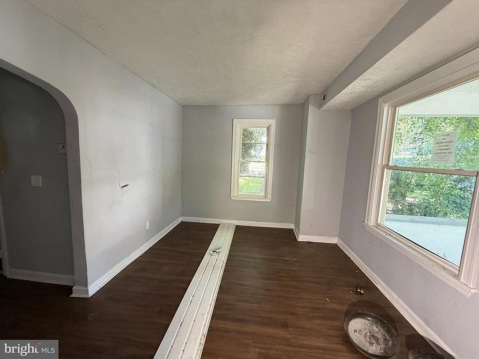 2nd image of 5126 Craig Ave