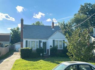 8102 Ridgely Oak Rd, Baltimore, MD 21234