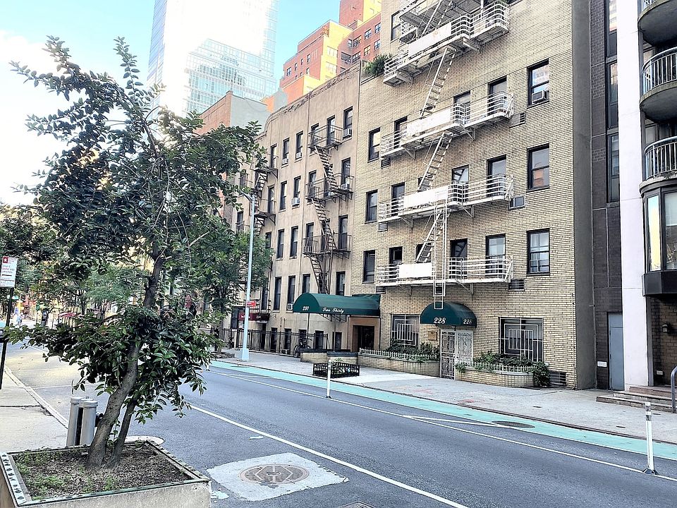 1st image of 230 E 52nd St APT 1E