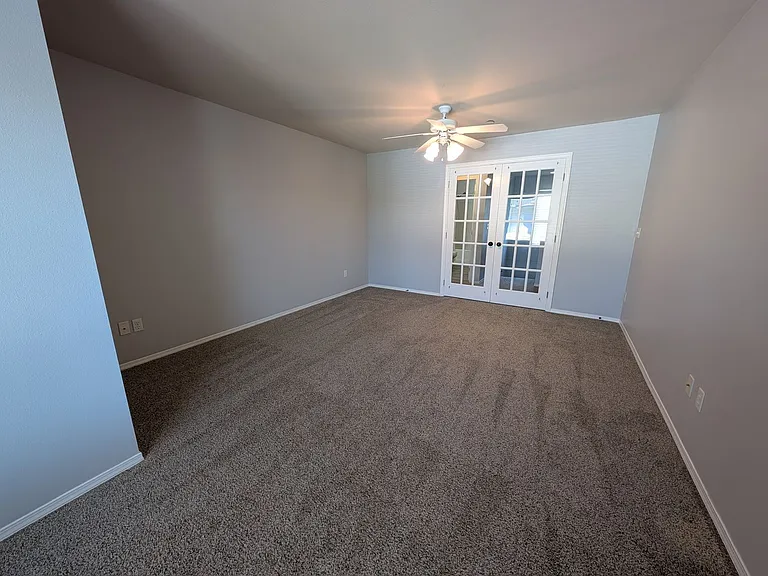 2233 Wallace Loop — Photo 23