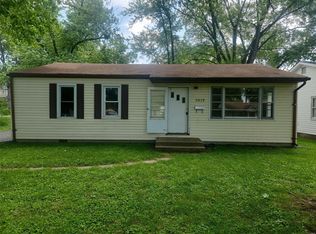 2917 Godfrey St, Belleville, IL 62226