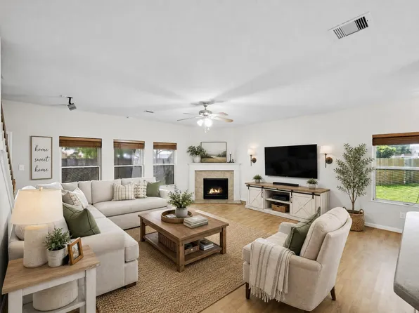 2702 Youpon Lake Ct, Houston, TX 77084