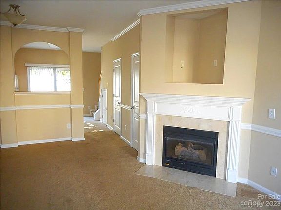 2nd image of 8419 Chaceview Ct