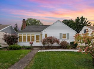 152 Azalea Rd, Rochester, NY 14620