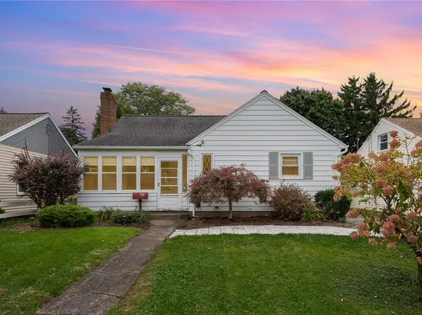 152 Azalea Rd, Rochester, NY 14620