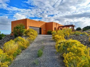 19 Calle Arbolitos, Placitas, NM 87043