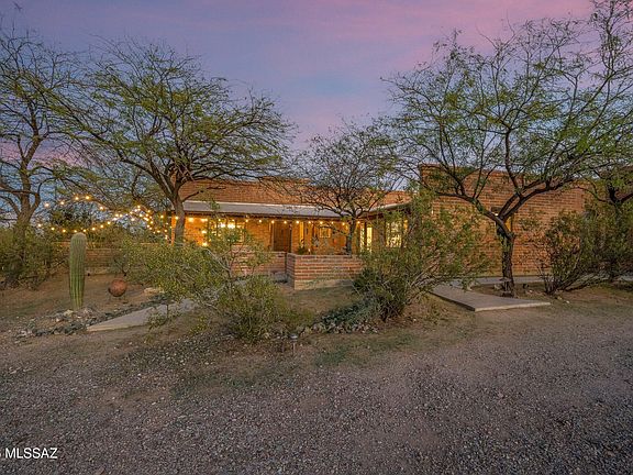 4th image of 7055 W Ina Rd