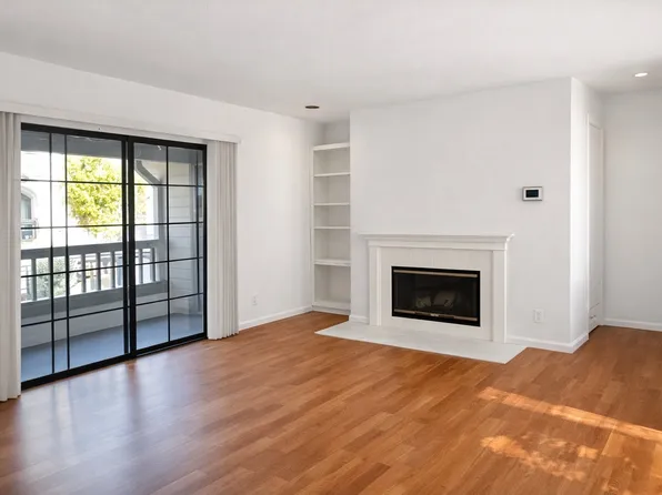 1025 Via Zapata Ave #201, Riverside, CA 92506