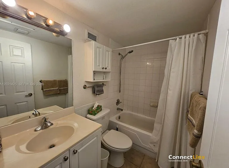 2501 S Ocean Dr — Photo 6