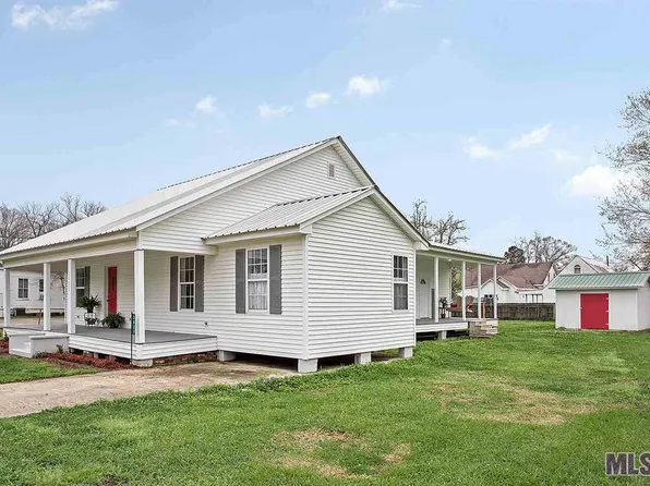 3633 Magnolia Dr, Slaughter, LA 70777