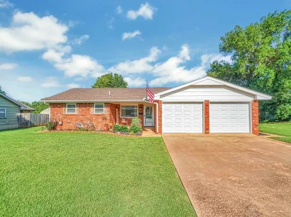 1102 N Market St, Cordell, OK 73632