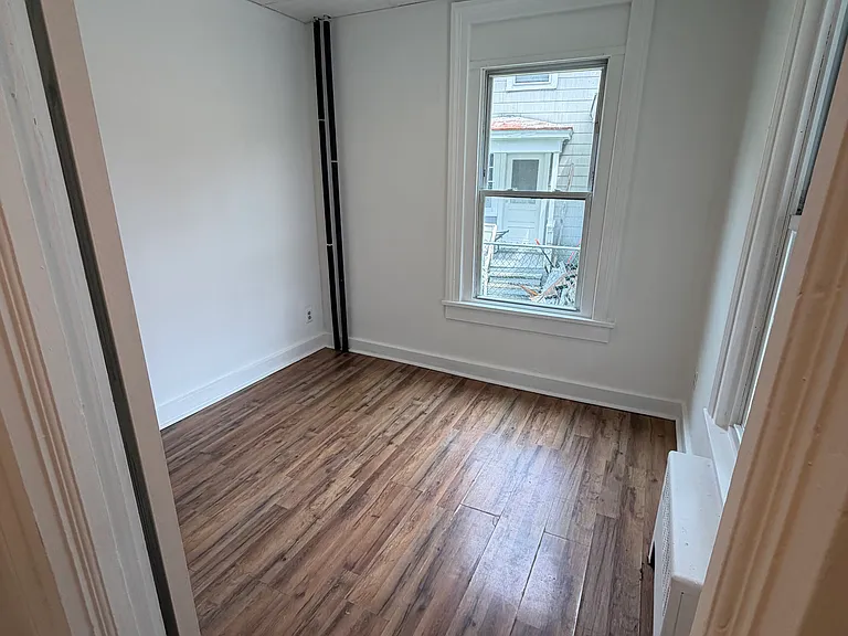 36 Prince St #1 — Photo 4