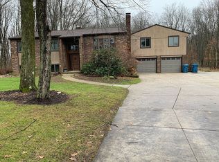 6004 Stone Rd, Hudson, OH 44236