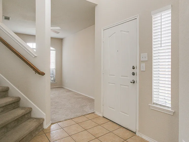 5824 Melanie Ct — Photo 21