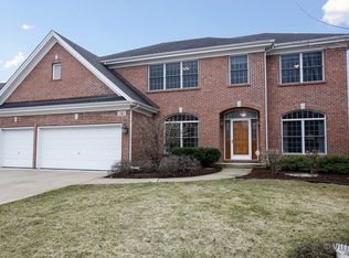 710 Weaver Ct, Wheaton, IL 60189