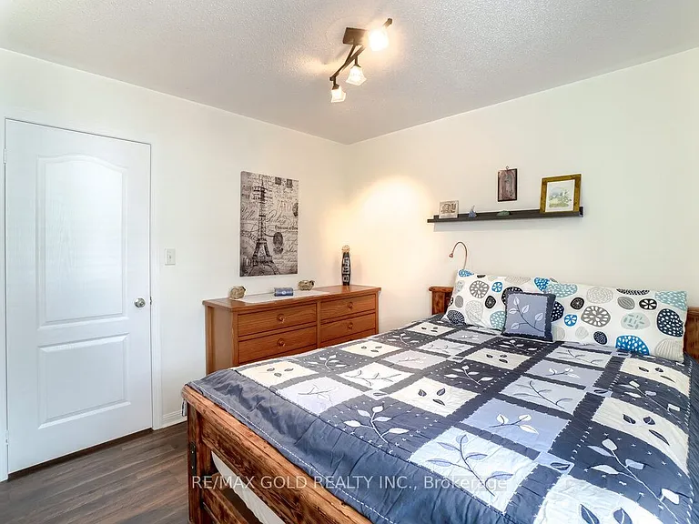 1666 Clark Blvd — Photo 24
