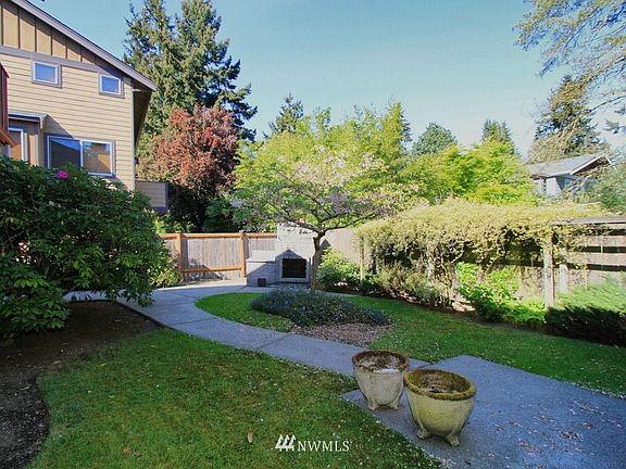 3rd image of 14300 Stone Avenue N