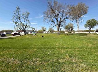 202 E Williams St, Chandler, IN 47610