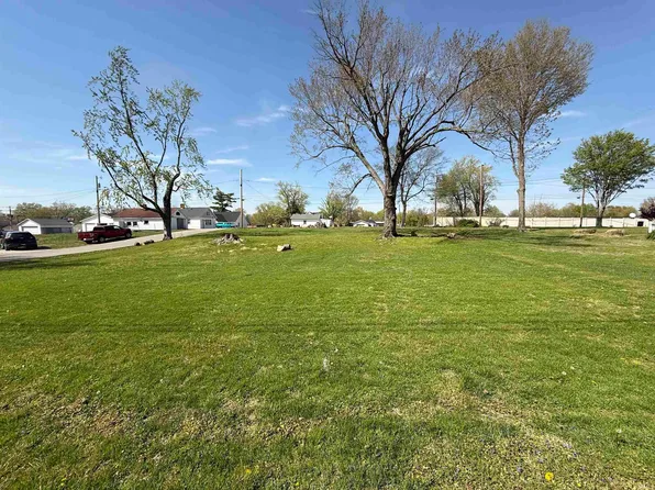 202 E Williams St, Chandler, IN 47610