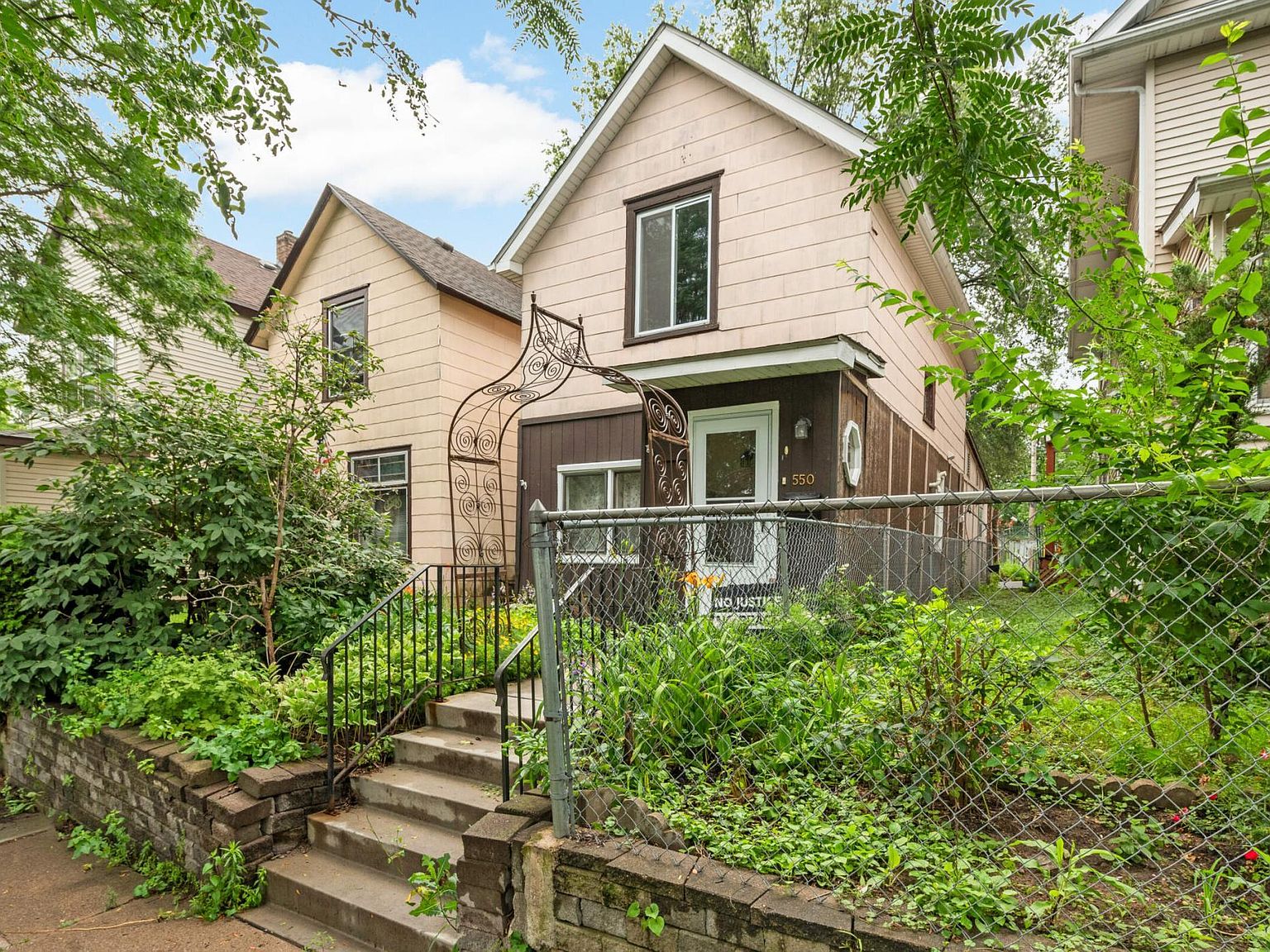 550 Edmund Ave, Saint Paul, MN 55103 | Zillow