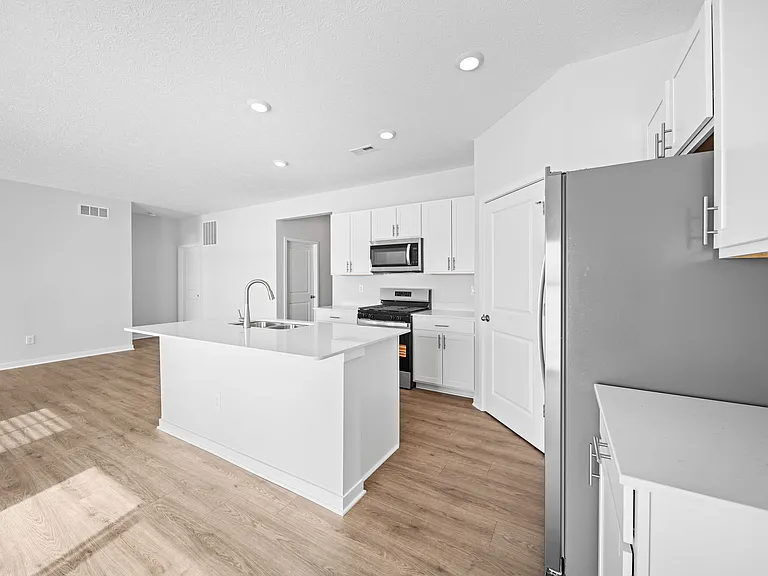 511 Darliene Dr — Photo 30