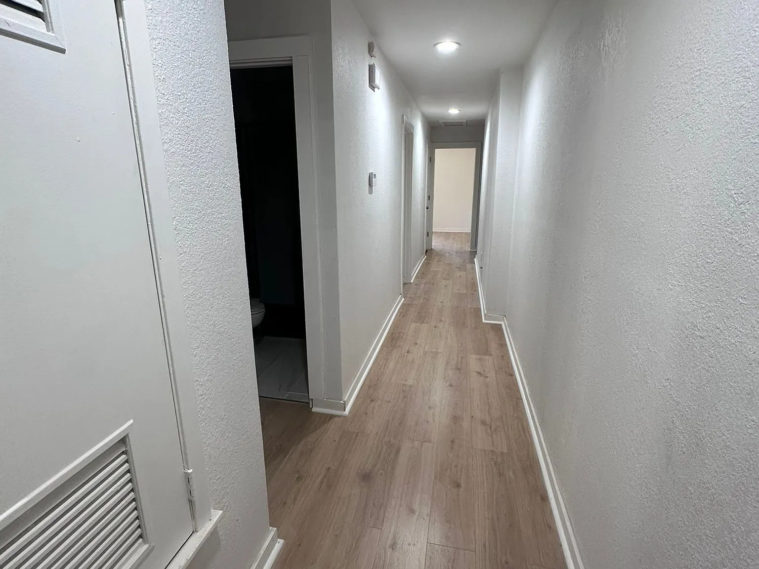 202 Red Oak Cir — Photo 4