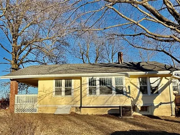 507 W Main St, Richmond, MO 64085