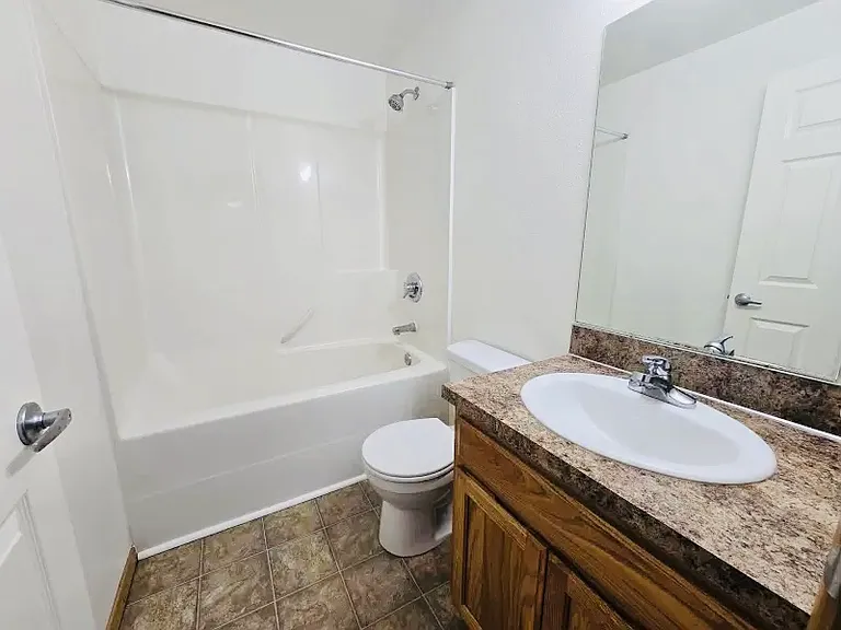 324 Maylea Pl #1 — Photo 7