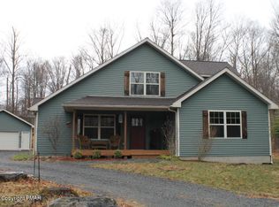 143 Tomhickon Trl, Pocono Lake, PA