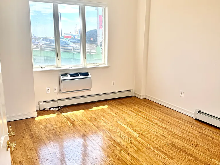 562 Court St #5B — Photo 10