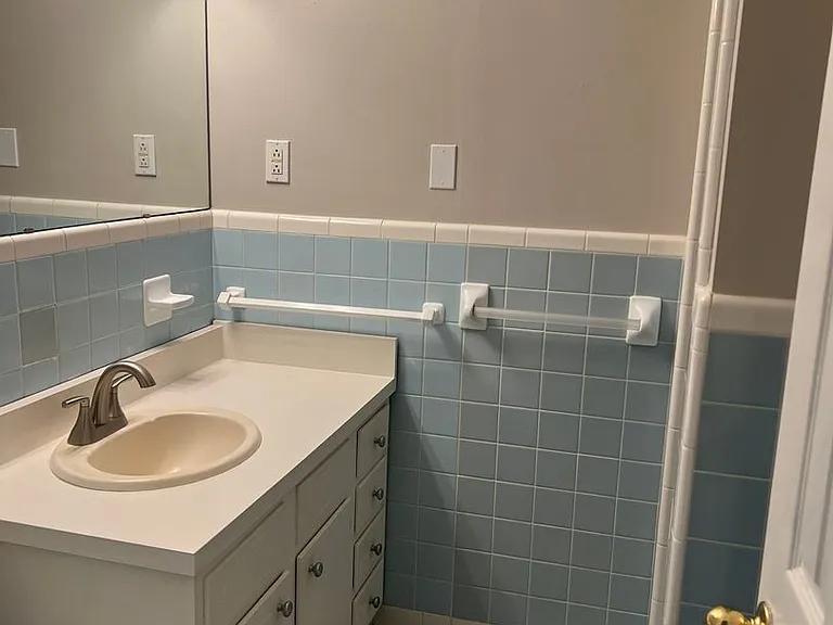 4411 Firwood Ln — Photo 6